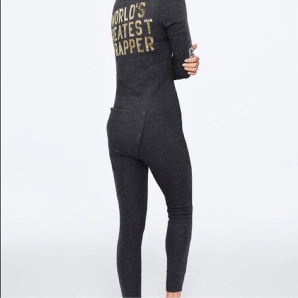 VS Pink Blinged sequin  PJ Onesie Christmas - Picture 3 of 11